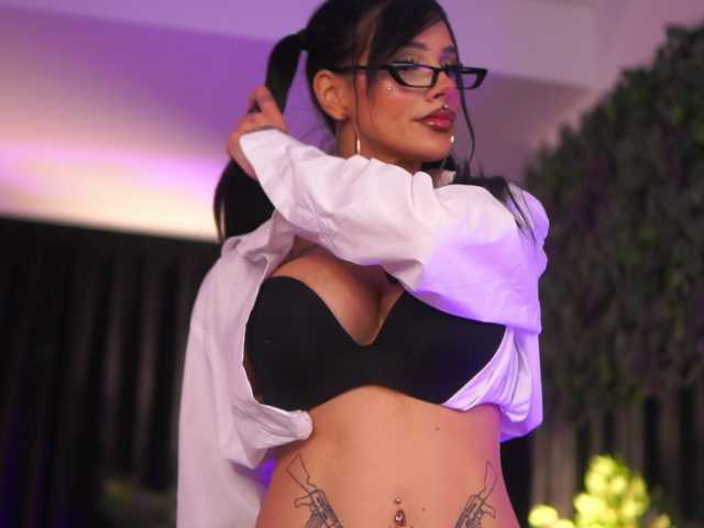 ChicaOra's BongaCams show and profile