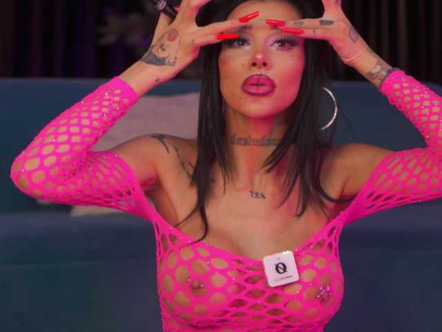 ChicaOra's BongaCams show and profile