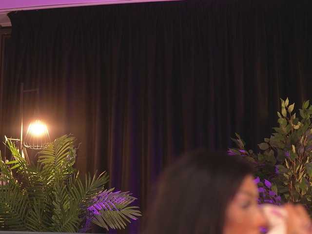 ChicaOra's BongaCams show and profile