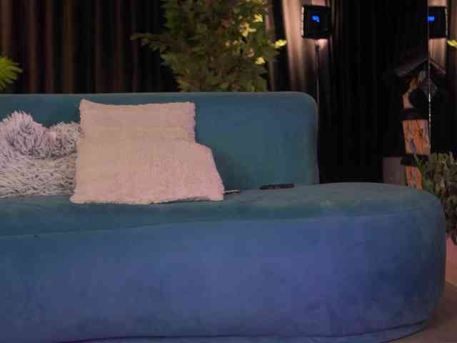 ChicaOra Live Webcam on BongaCams