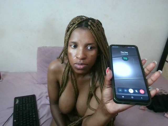 Superassxxx's BongaCams show and profile