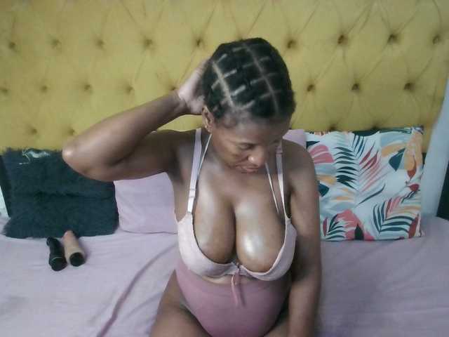 Superassxxx's BongaCams show and profile