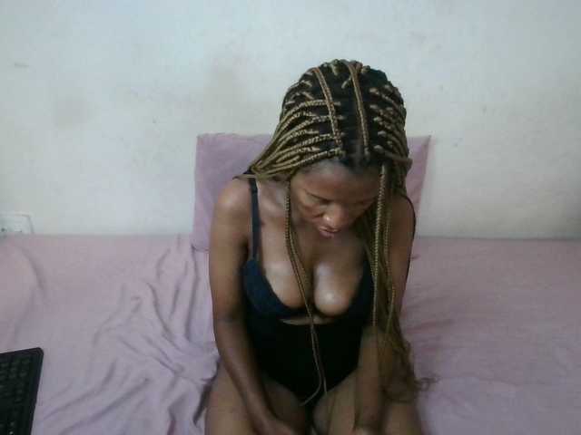 Superassxxx's BongaCams show and profile