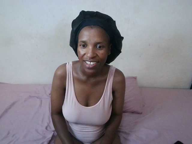 Superassxxx's BongaCams show and profile