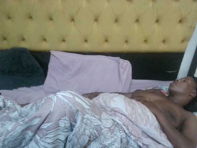 Superassxxx's BongaCams show and profile