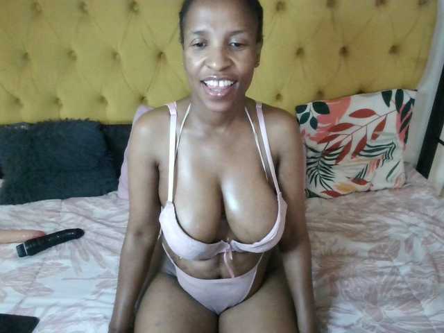 Superassxxx's BongaCams show and profile