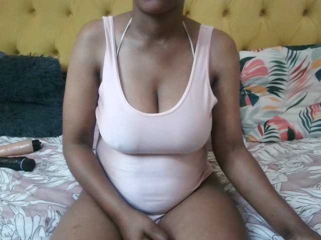 Superassxxx's BongaCams show and profile