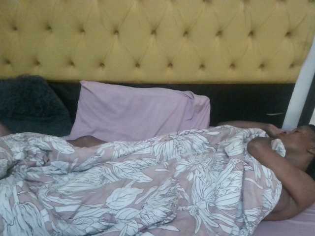 Superassxxx's BongaCams show and profile