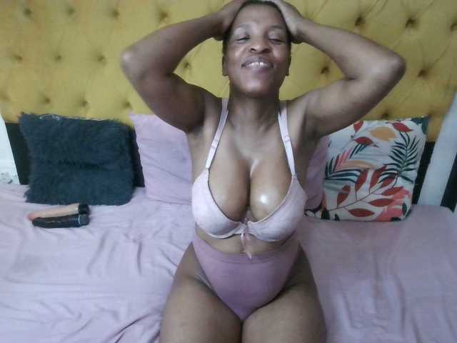 Superassxxx's BongaCams show and profile