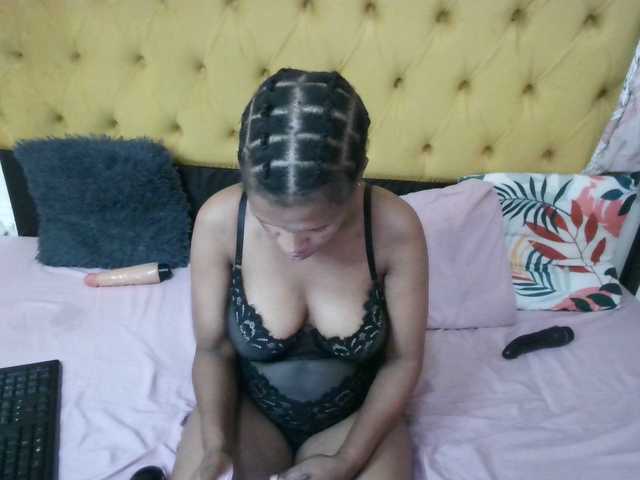 Superassxxx's BongaCams show and profile