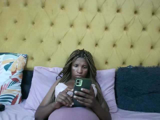 Superassxxx's BongaCams show and profile