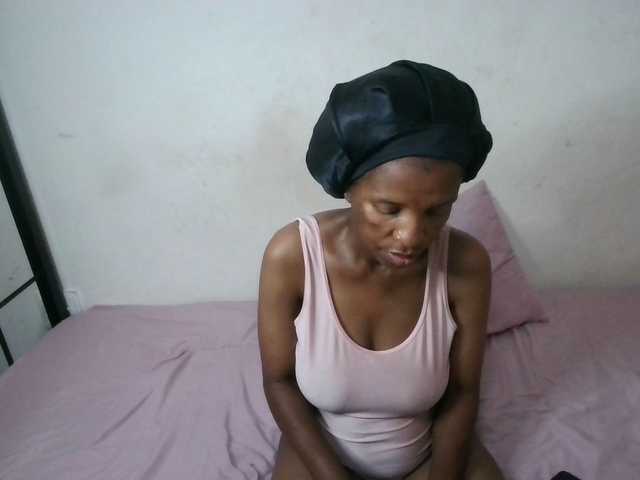 Superassxxx's BongaCams show and profile