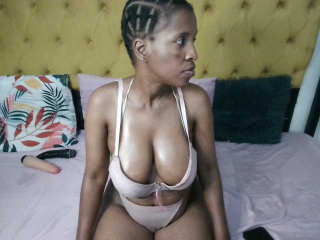 Superassxxx's BongaCams show and profile