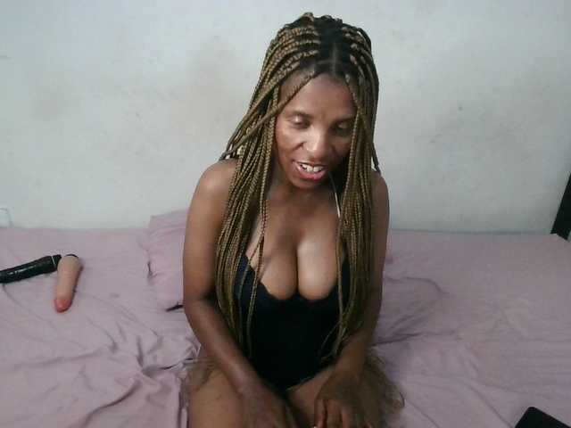 Superassxxx's BongaCams show and profile