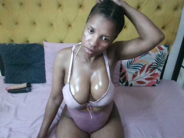 Superassxxx's BongaCams show and profile