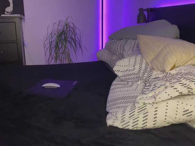 dalmatian-girl's BongaCams show and profile