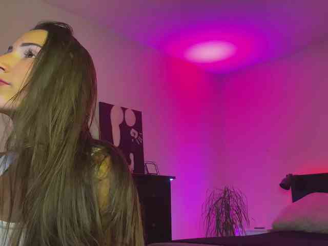 dalmatian-girl webcam