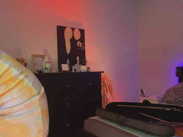 dalmatian-girl webcam