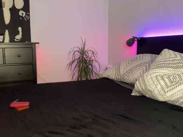 dalmatian-girl webcam