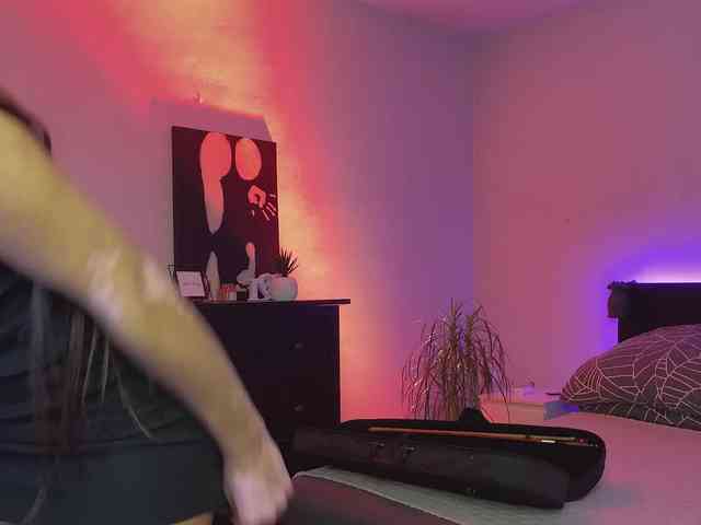 dalmatian-girl webcam