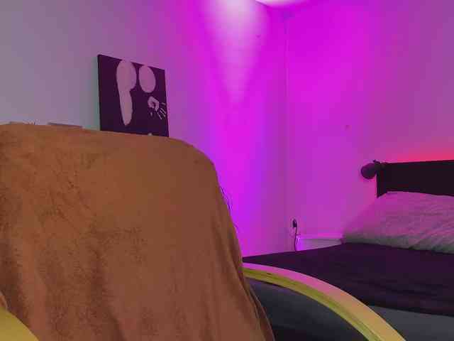 dalmatian-girl webcam