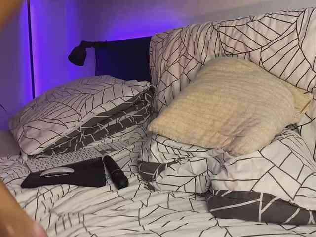 dalmatian-girl webcam