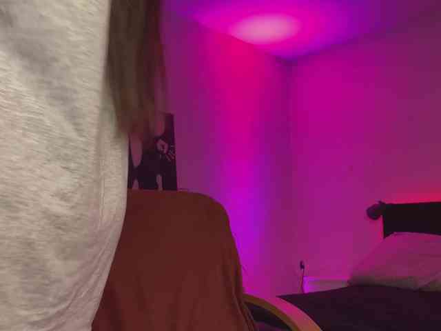 dalmatian-girl webcam