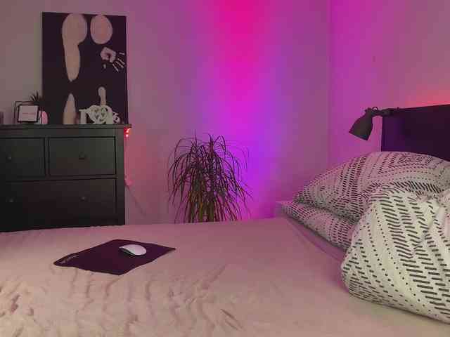 dalmatian-girl webcam