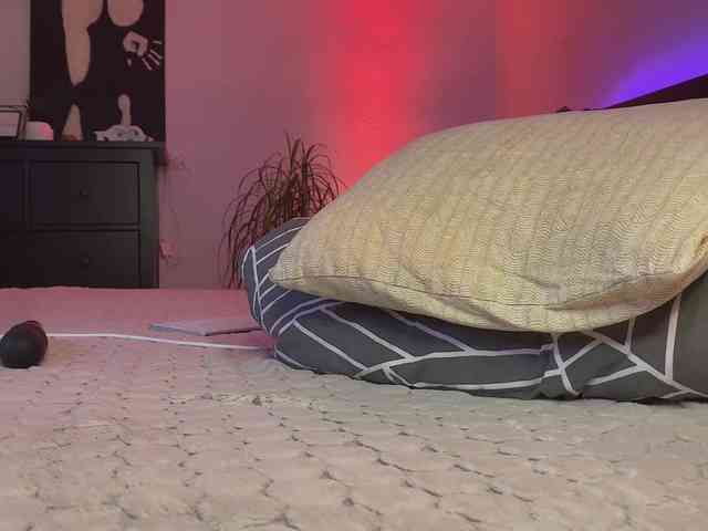 dalmatian-girl webcam