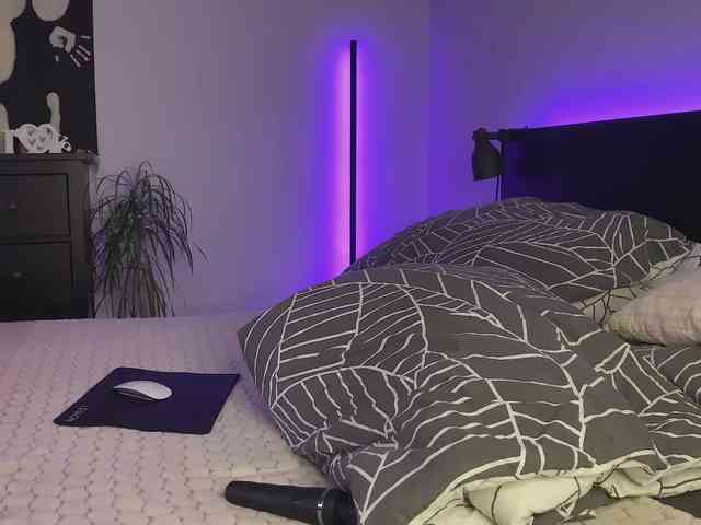 dalmatian-girl webcam