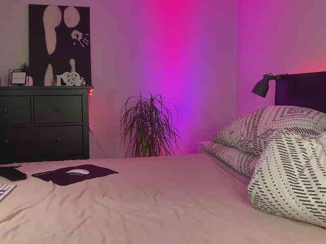 dalmatian-girl webcam