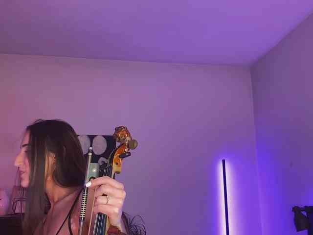 dalmatian-girl webcam