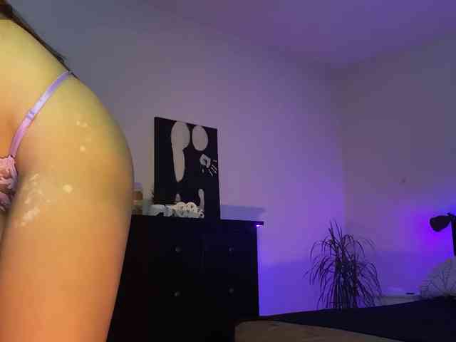dalmatian-girl webcam
