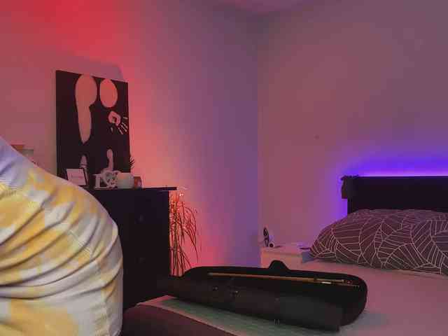 dalmatian-girl webcam