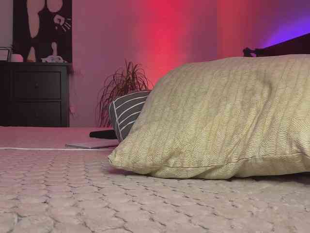 dalmatian-girl webcam