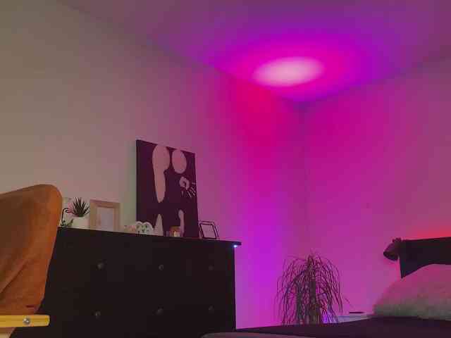 dalmatian-girl webcam