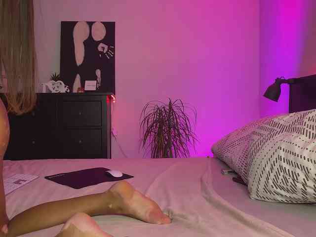 dalmatian-girl webcam