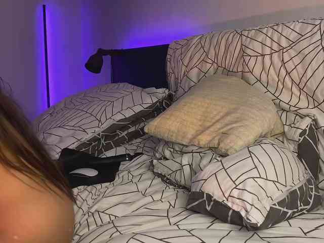 dalmatian-girl webcam