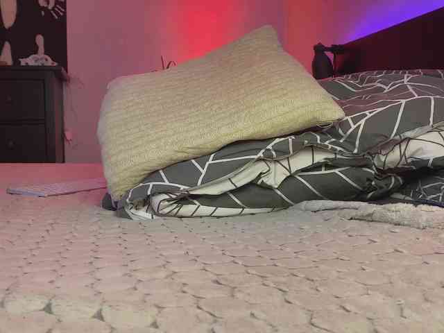 dalmatian-girl webcam