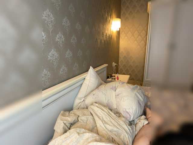 Detka-bez-monetki's BongaCams show and profile