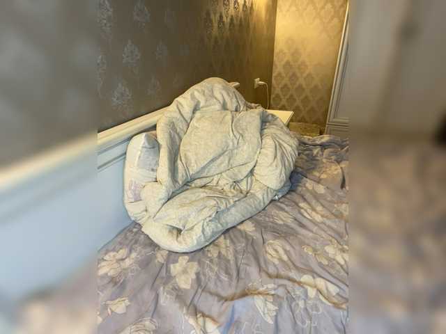 Detka-bez-monetki's BongaCams show and profile