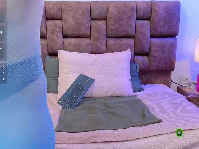 LiliOpal's BongaCams show and profile