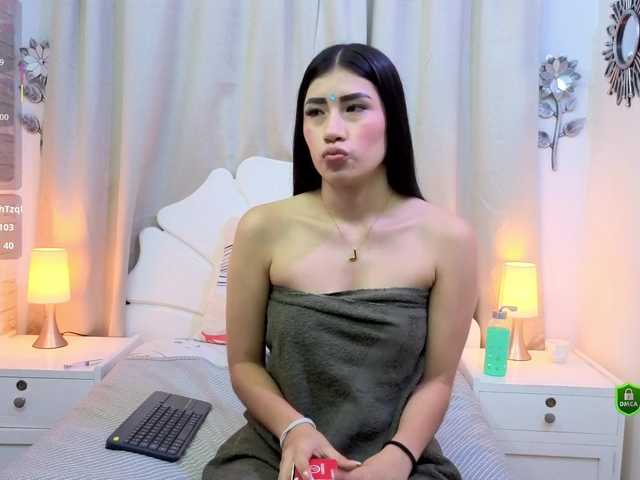 LiliOpal's BongaCams show and profile