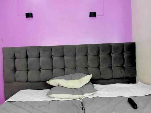 ValentinaJaramilloo webcam