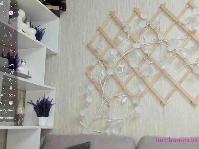 Mechanica Live Webcam on BongaCams