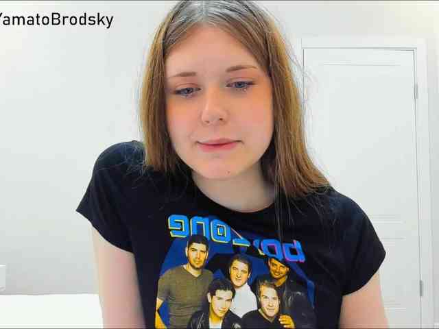 YamatoBrodsky1 Live Webcam on BongaCams