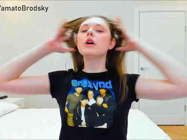 YamatoBrodsky1 Live Webcam on BongaCams