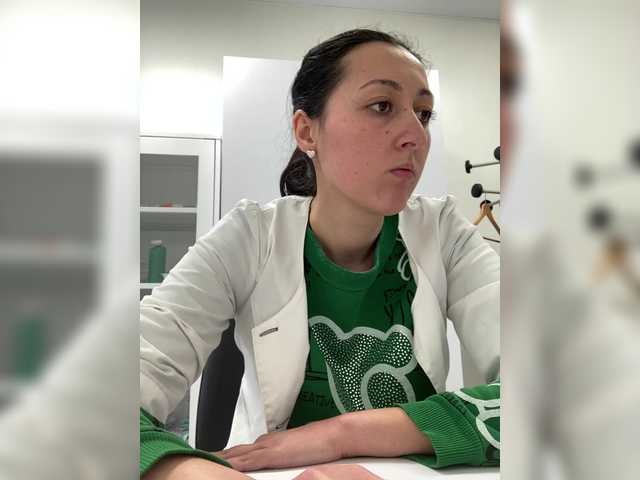 MiaTorres's BongaCams show and profile