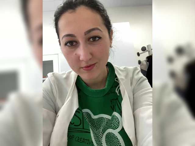 MiaTorres's BongaCams show and profile