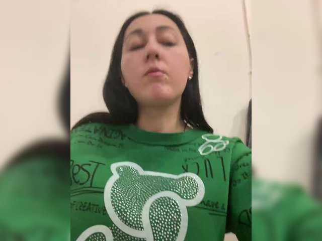 MiaTorres's BongaCams show and profile